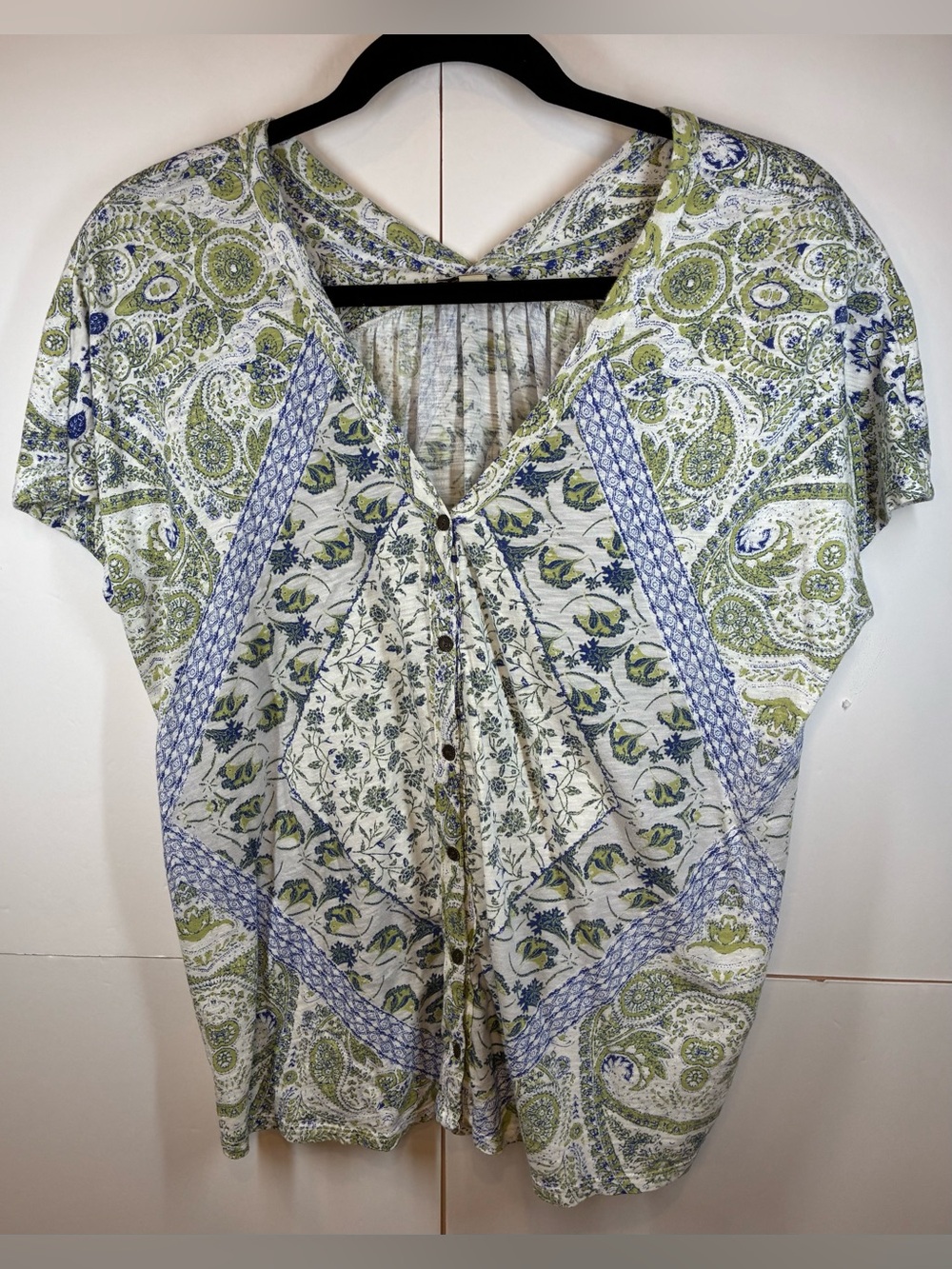 Lucky Brand Paisley Floral Print Henley Top Blue Green Boho Short Sleeve Large